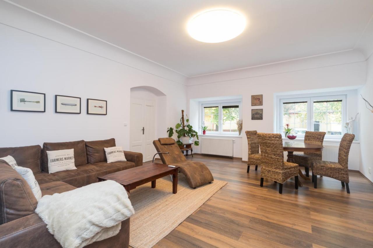 Budyne Apartment Ii. Budyne nad Ohri Bagian luar foto